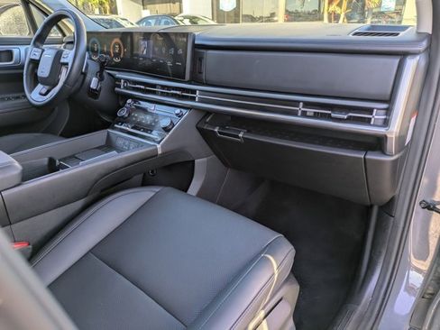 Used 2025 Hyundai Santa Fe SEL image 26