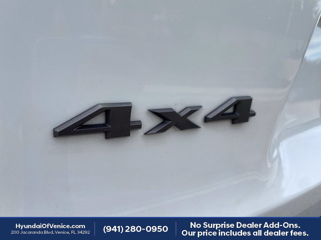 Used 2022 Jeep Cherokee Trailhawk w/ Premium Leather Package AWD/4WD image 28