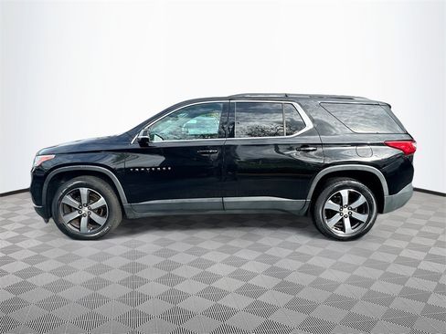 Used 2019 Chevrolet Traverse LT w/ LT Premium Package image 9