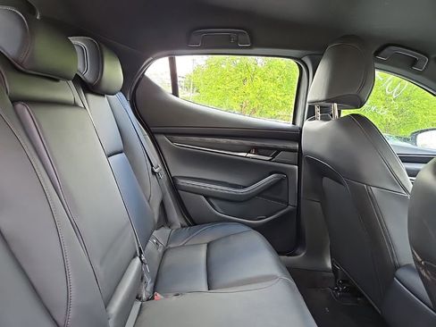 Used 2024 MAZDA MAZDA3 s FWD image 34