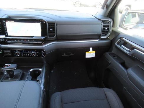 New 2025 Chevrolet Silverado 1500 LT image 15