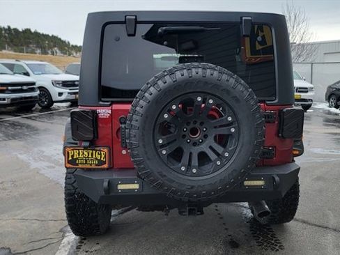 Used 2012 Jeep Wrangler Unlimited Sport image 7