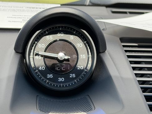 Certified 2025 Porsche 911 Carrera 4 GTS image 25