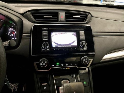 Used 2018 Honda CR-V LX image 5