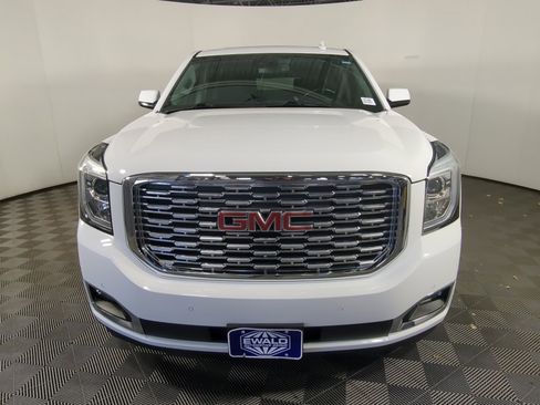 Used 2020 GMC Yukon XL SLT image 8
