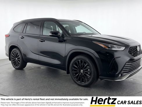 Used 2025 Toyota Highlander XSE AWD/4WD image 1
