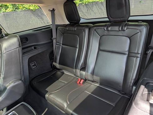 Used 2024 Lincoln Aviator Reserve w/ Equipment Group 201A AWD/4WD image 31