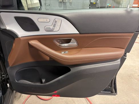 Used 2024 Mercedes-Benz GLE 450e 4MATIC image 23