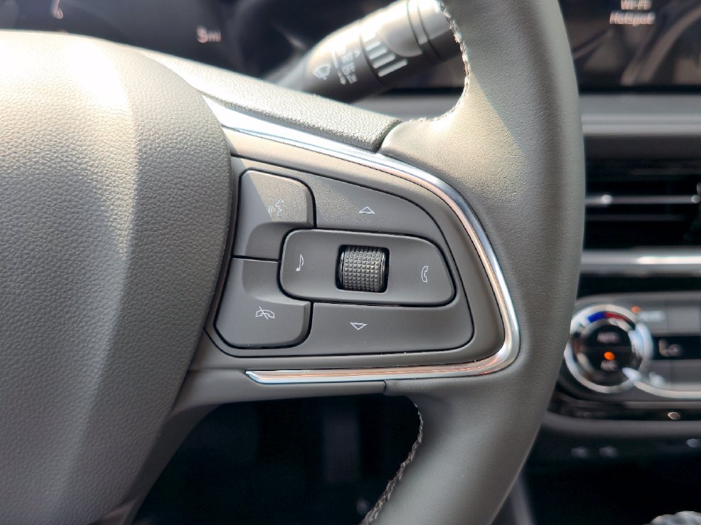 New 2026 Buick Envista Sport Touring w/ Convenience I Package FWD image 19