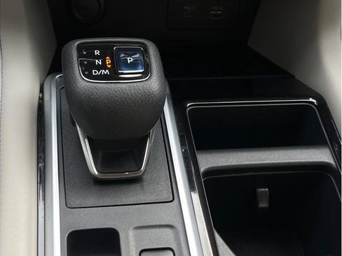 Used 2022 Nissan Pathfinder SV w/ Cargo Package FWD image 18