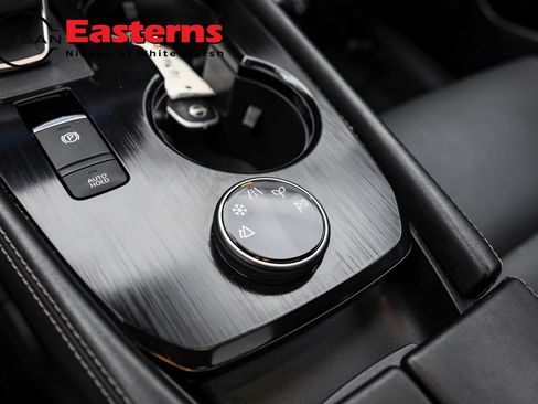 Used 2023 Nissan Rogue SL w/ SL Premium Package image 22