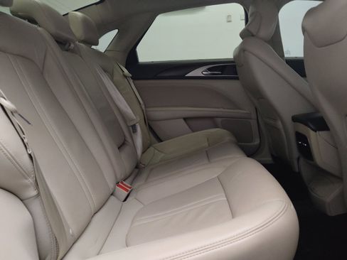 Used 2018 Lincoln MKZ Reserve w/ Technology Package FWD image 19