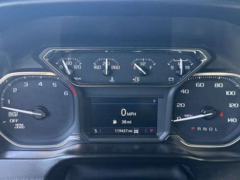 Used 2020 GMC Sierra 1500 Elevation w/ Elevation Value Package AWD/4WD image 11