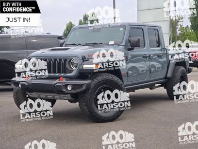 Used 2025 Jeep Gladiator Mojave w/ Convenience Group