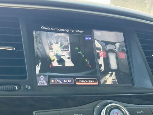 Used 2017 Nissan Armada Platinum w/ Interior Lighting Package RWD image 21