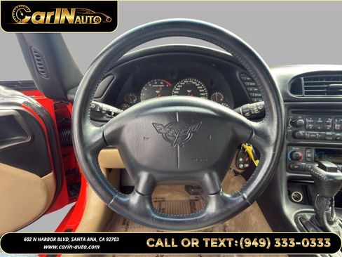 Used 2001 Chevrolet Corvette Coupe w/ Preferred Equipment Group1 RWD image 13