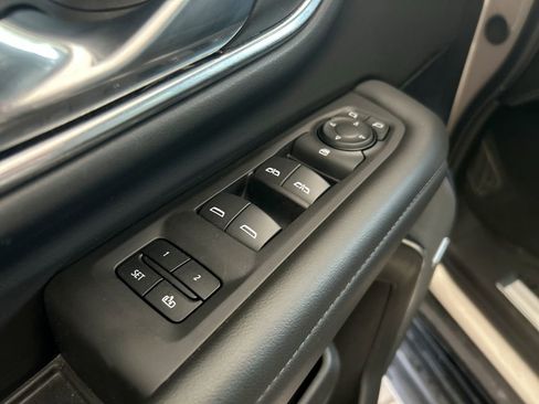 Used 2024 Chevrolet Tahoe LT image 11