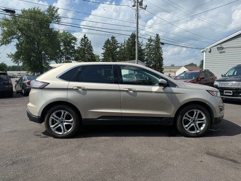 Used 2017 Ford Edge Titanium w/ Equipment Group 301A AWD/4WD image 2