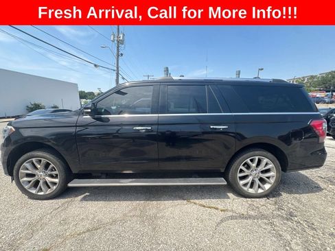 Used 2018 Ford Expedition Max Limited w/ Equipment Group 302A AWD/4WD image 32