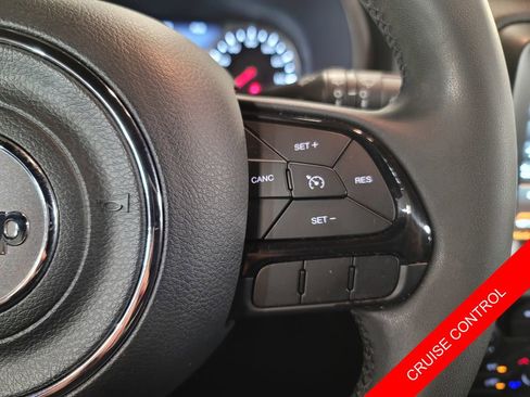 Used 2022 Jeep Renegade Altitude image 13