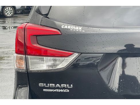 Used 2020 Subaru Forester Premium image 13