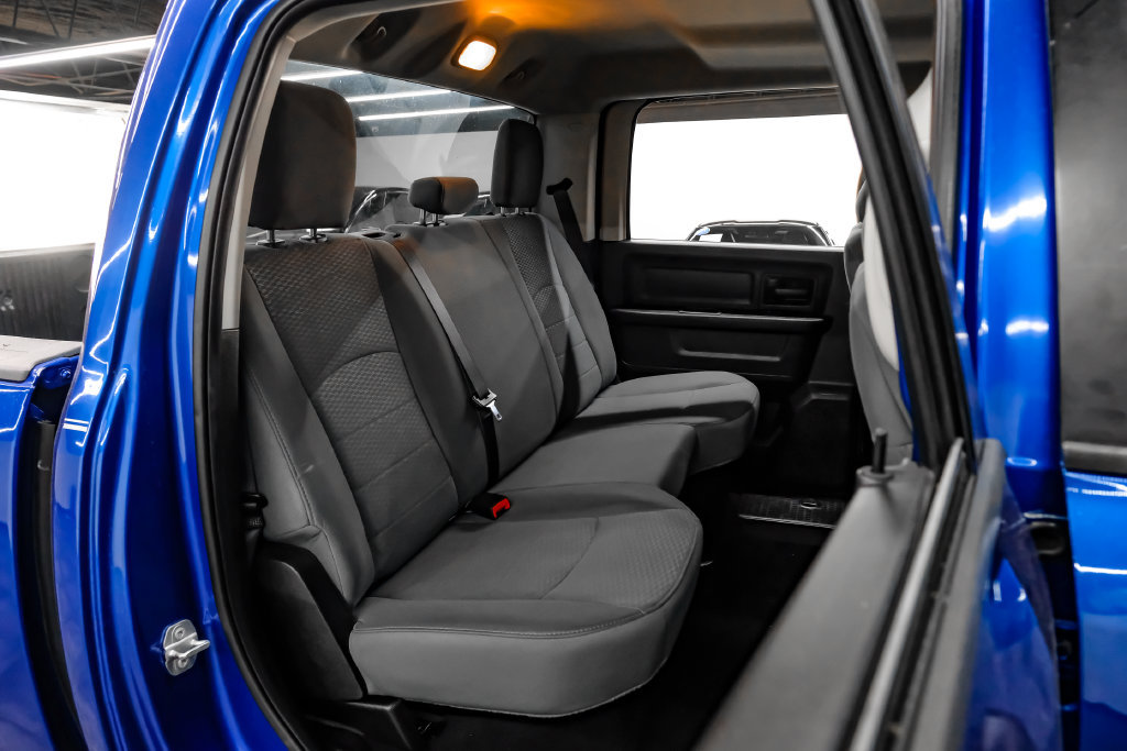 Used 2019 RAM 1500 Express w/ Express Value Package AWD/4WD image 36