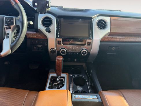 Used 2018 Toyota Tundra SR5 image 11