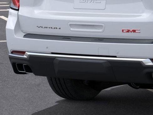 New 2026 GMC Yukon XL Denali w/ Sun & Power Step Package image 14