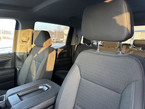 Used 2023 Chevrolet Silverado 1500 LT image 25