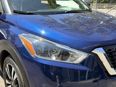 Used 2019 Nissan Kicks SV FWD image 9