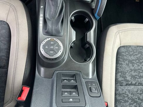 Used 2023 Ford Bronco Wildtrak AWD/4WD image 22