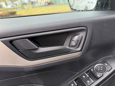 Used 2022 Ford Escape SE w/ Convenience Package image 13