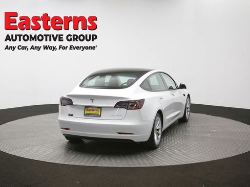 Used 2022 Tesla Model 3 Long Range AWD/4WD image 34