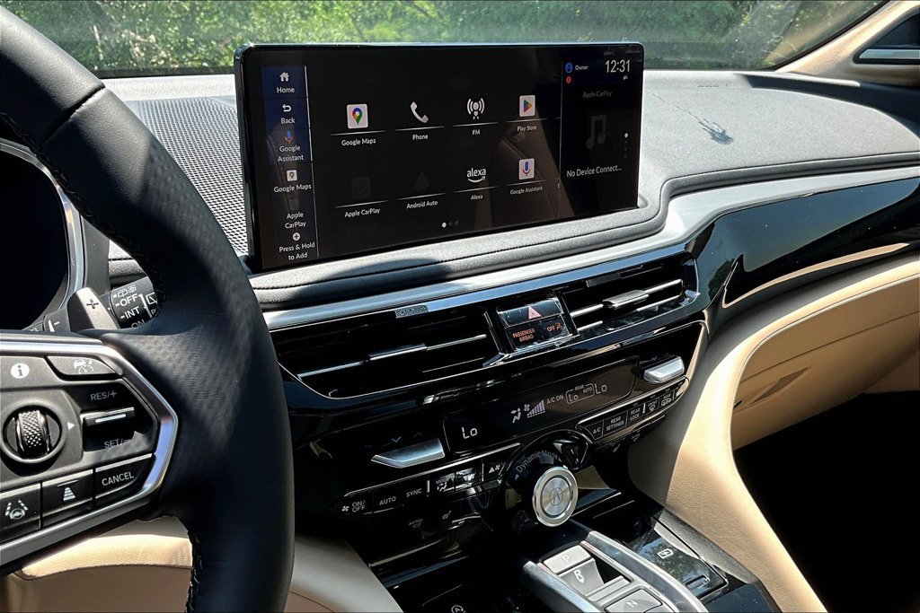 Used 2025 Acura MDX w/ Technology Package FWD image 12