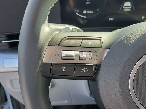 Used 2024 Hyundai Kona SEL w/ Convenience Package image 17