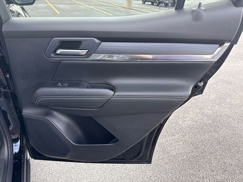 New 2026 GMC Terrain Elevation w/ Elevation Premium Package AWD/4WD image 36