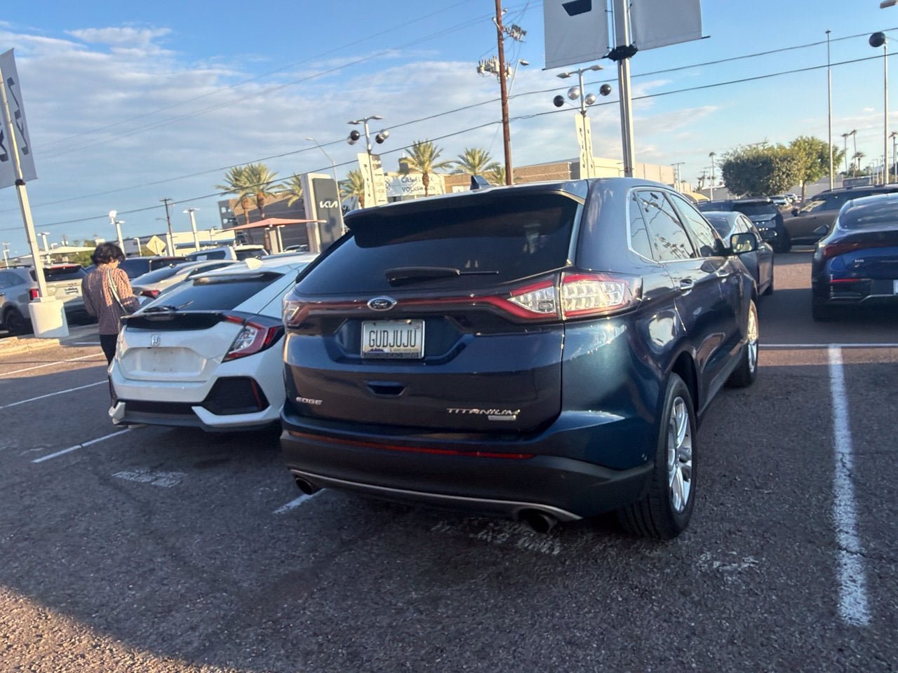 Used 2017 Ford Edge Titanium w/ Equipment Group 302A FWD image 13