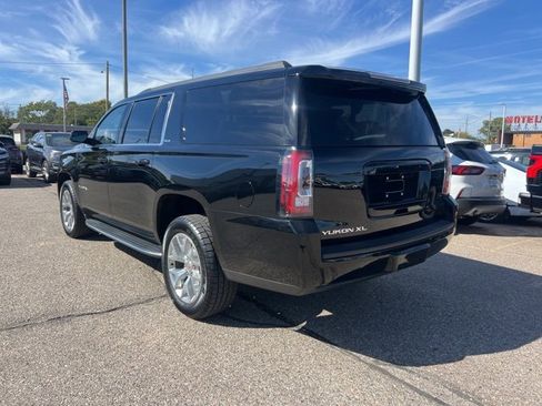Used 2019 GMC Yukon XL SLE w/ SLE Value Package image 6