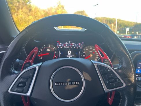 Used 2020 Chevrolet Camaro SS image 2