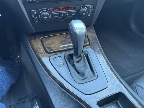 Used 2006 BMW 325i Sedan RWD image 45