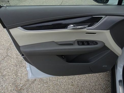 Used 2024 Cadillac XT6 Premium Luxury w/ LPO, Floor Liner Package AWD/4WD image 14