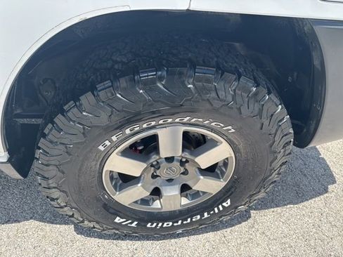Used 2012 Nissan Xterra PRO-4X w/ Pro-4x Leather Pkg AWD/4WD image 31