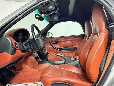 Used 1999 Porsche Boxster image 29