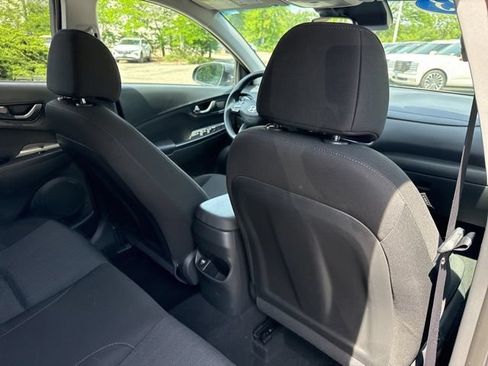 Used 2023 Hyundai Kona SEL w/ Cargo Package AWD/4WD image 24