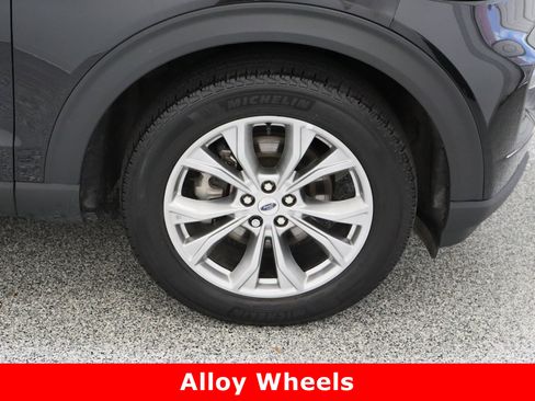 Used 2024 Ford Explorer Limited image 5