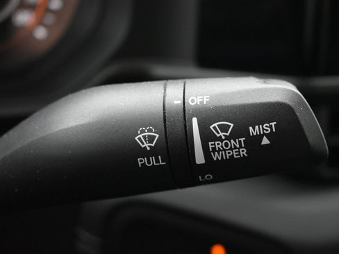 Used 2024 Jeep Gladiator Rubicon w/ Convenience Group image 21