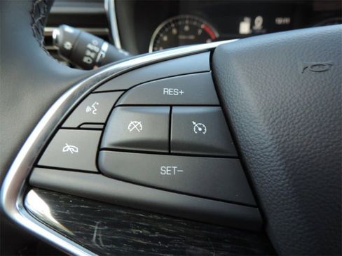 Certified 2025 Cadillac XT5 Premium Luxury image 27