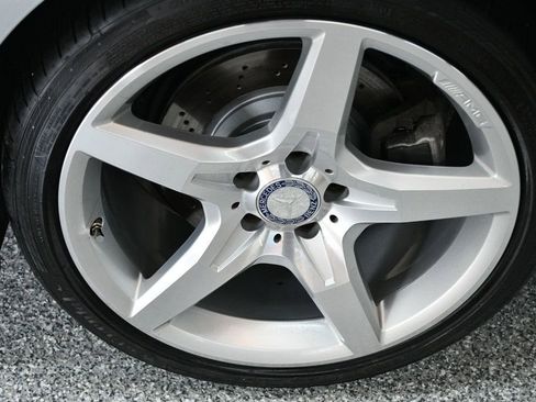 Used 2014 Mercedes-Benz SL 550 image 29