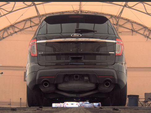 Used 2013 Ford Explorer XLT AWD/4WD image 5