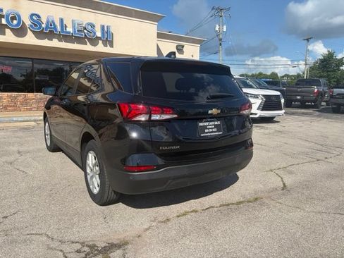 Used 2022 Chevrolet Equinox LS FWD image 5